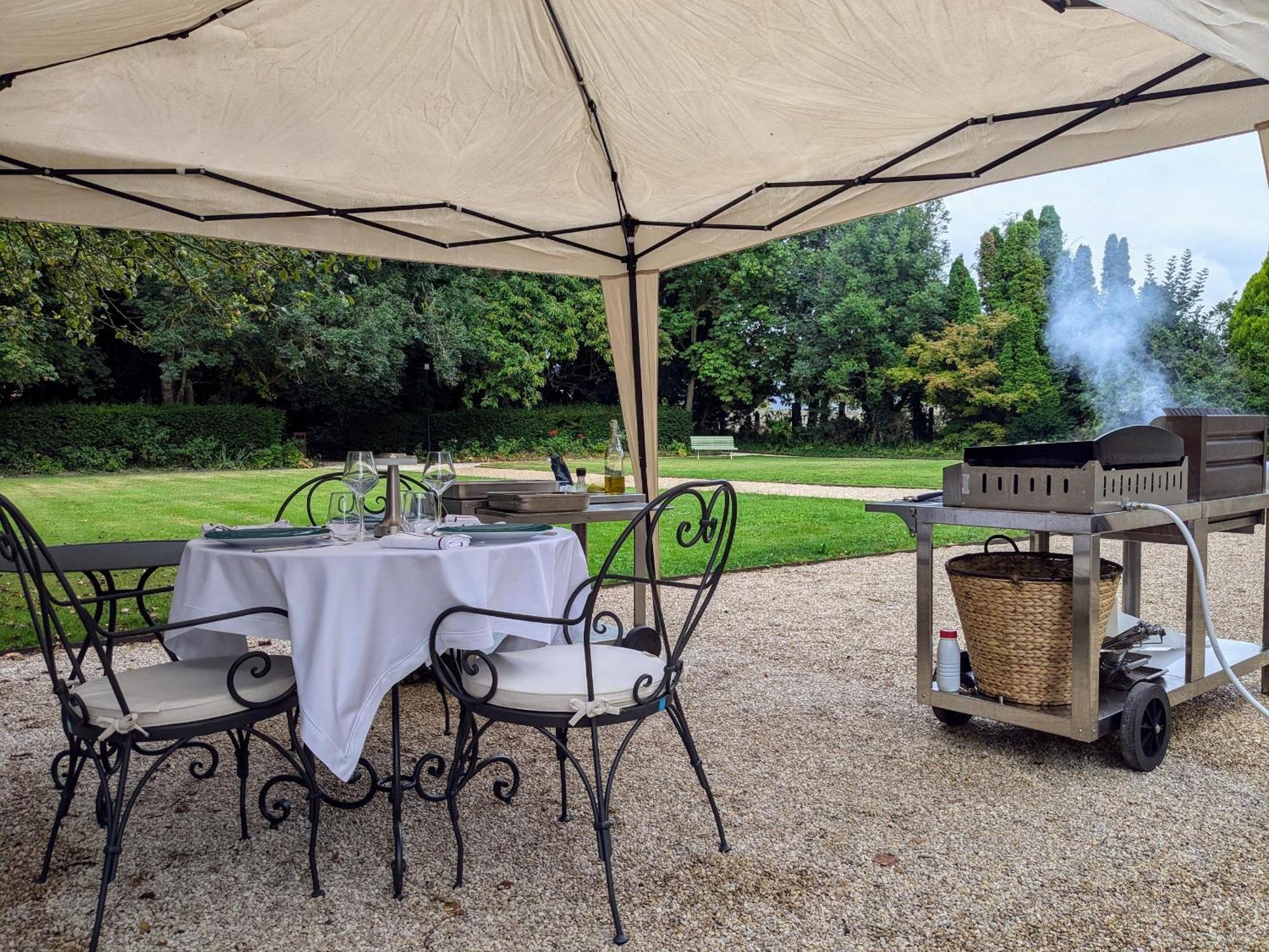 Hotel 4 Etoiles Chateau - Domaine De Coeurmandie Beny-sur-Mer Exterior photo
